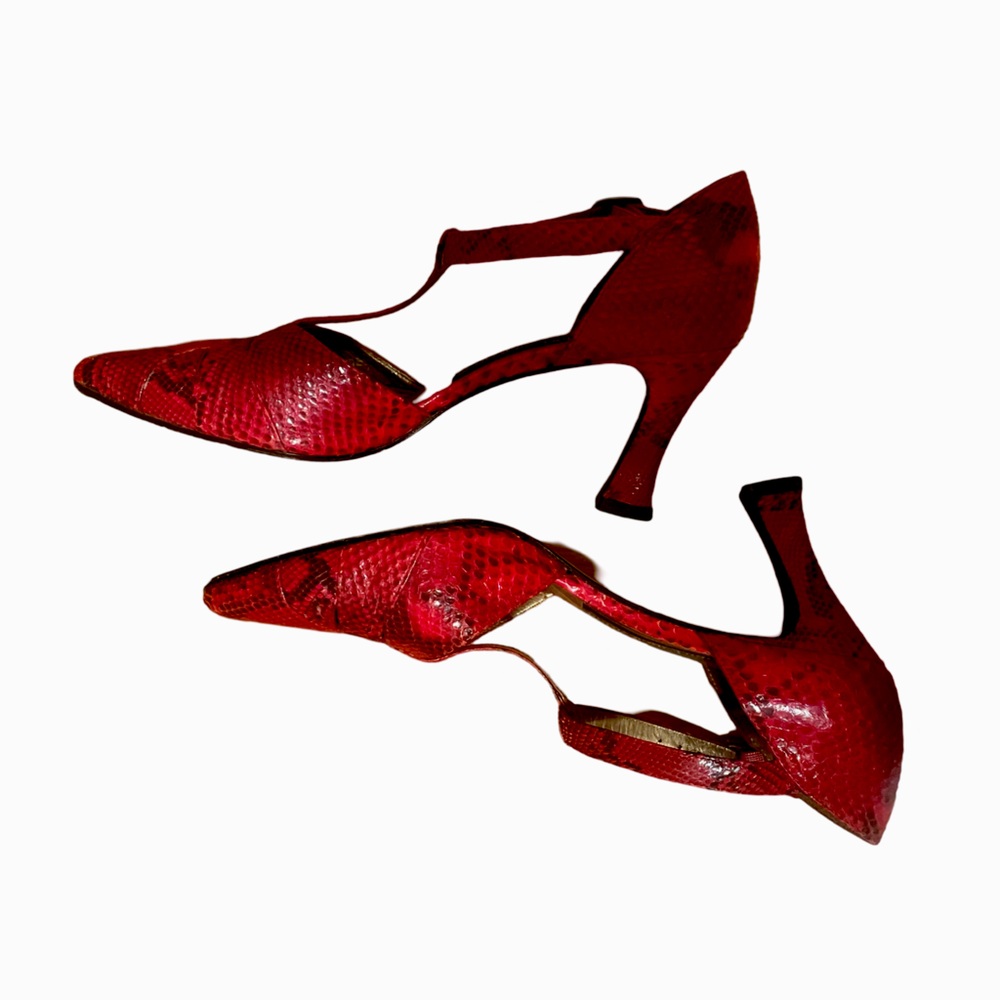 Stuart Weitzman heels | Red leopard print | size 37 | authentic leather